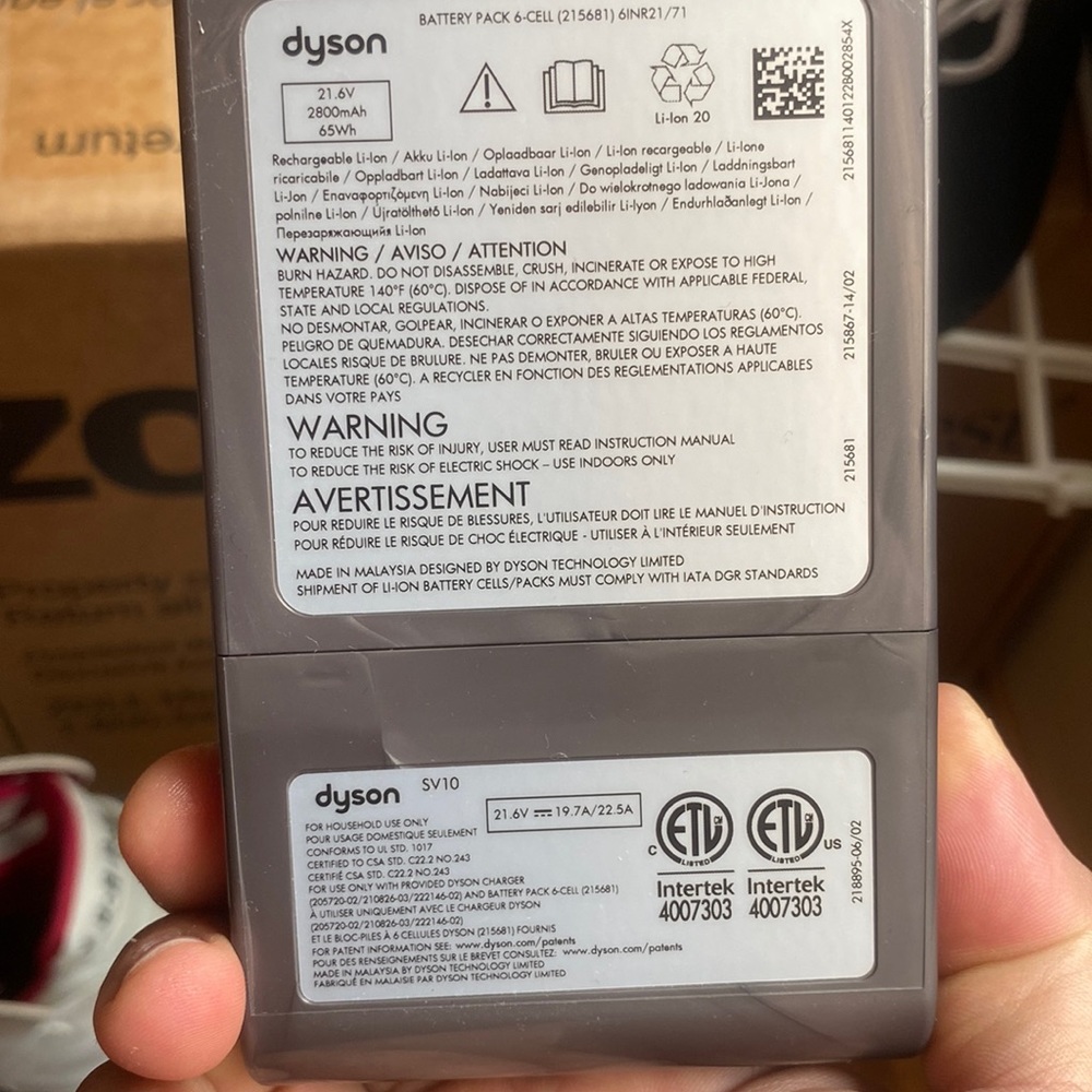 Brand new replacement v10 battery sight from Dyson